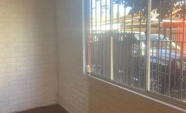 Venta Casa Centro De Quillota Con Estacionamiento