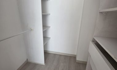 Arrienda tu departamento en Macul, solo $450.000 + EST y BOD