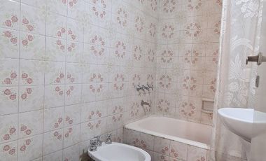 Venta - Departamento monoambiente al contrafrente con vista - Lamadrid 2312