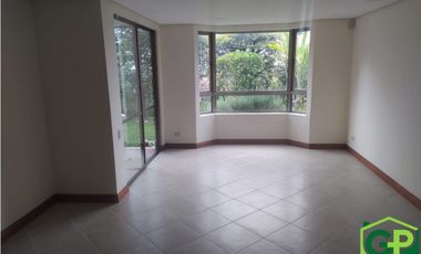 ARRIENDO CASA DUPLEX  EN ENVIGADO- SAN SEBASTIAN