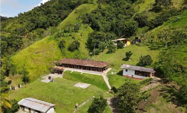 VENTA FINCA DAMASCO, SUROESTE ANTIOQUEÑO