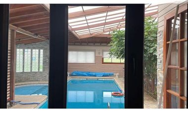 Casa en venta de 4 dorm. en Castro
