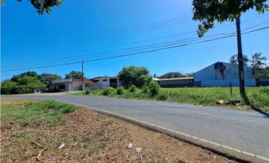 VENDO 2200M2 DE TERRENO EN DAVID
