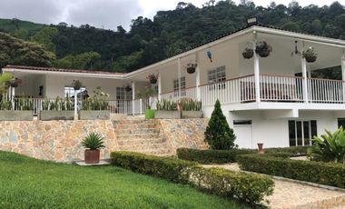finca en arriendo en la florida. Cod A7292486