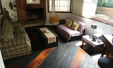 Chalet con pileta y quincho. Barrio San Carlos