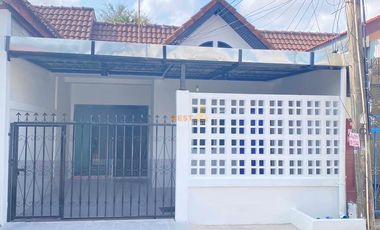 2 Bedrooms Townhouse  East Pattaya H011796