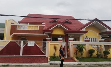 5 Bedrooms HOuse Near Clark Airport!!