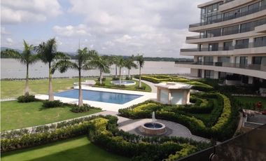 SAMBORONDON VENDO departamento con vista al río