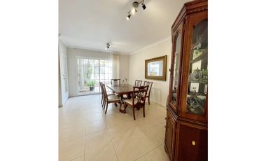 SE ALQUILA CASA AMOBLADA EN CLAYTON $2,250 AM