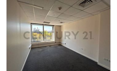 SE ARRIENDA OFICINA EXCELENTE UBICACIÓN VITACURA