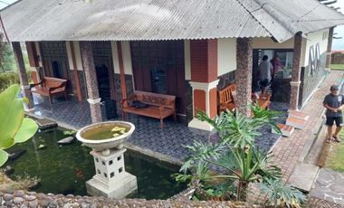 Dijual villa kemuning tawangmangu
