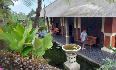 Dijual villa kemuning tawangmangu