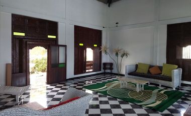 Dijual villa kemuning tawangmangu