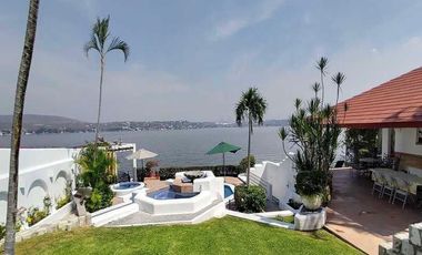 Casa con increíble vista al algo de Tequesquitengo