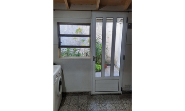 CASA TRES AMBIENTES A LA VENTA