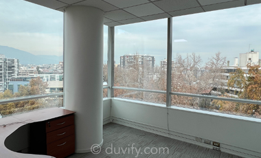 Oficina en Arriendo en Torre Paris/ Metro Los Leones