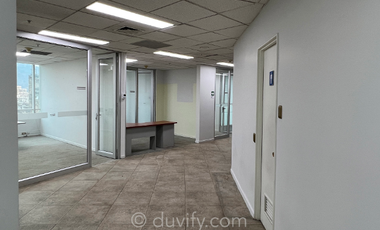 Oficina en Arriendo en Torre Paris/ Metro Los Leones