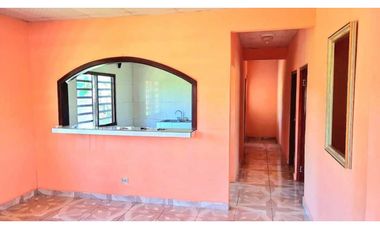 LOS ALGARROBOS, LINDA CASA EN VENTA