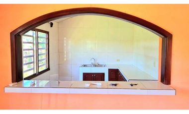 LOS ALGARROBOS, LINDA CASA EN VENTA