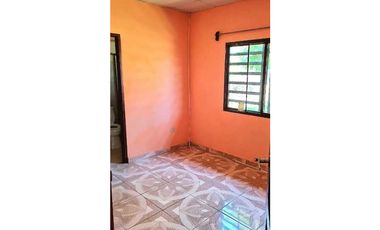 LOS ALGARROBOS, LINDA CASA EN VENTA