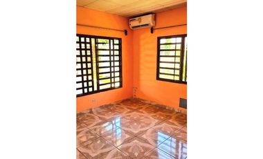 LOS ALGARROBOS, LINDA CASA EN VENTA