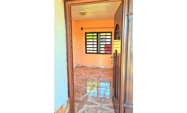 LOS ALGARROBOS, LINDA CASA EN VENTA
