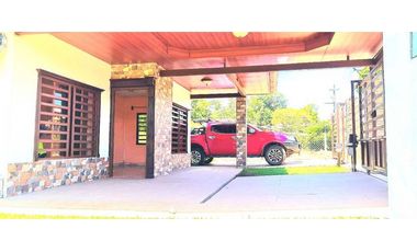 LOS ALGARROBOS, LINDA CASA EN VENTA