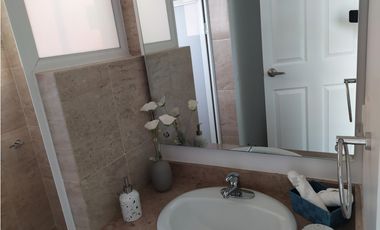 Venta de Casa, 3 recamaras con alberca y Roof Garden en E. Zapata Mor.