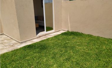 Venta de Casa, 3 recamaras con alberca y Roof Garden en E. Zapata Mor.