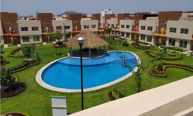 Venta de Casa, 3 recamaras con alberca y Roof Garden en E. Zapata Mor.