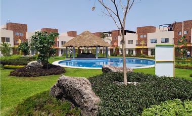 Venta de Casa, 3 recamaras con alberca y Roof Garden en E. Zapata Mor.