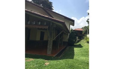 ALQUILER CASA CLAYTON