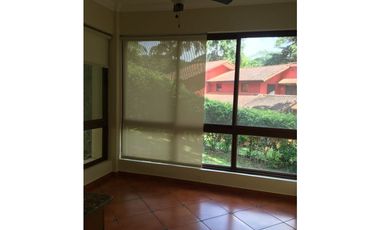 ALQUILER CASA CLAYTON