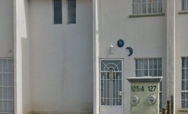 CASA EN VENTA, GEOVILLAS LOS SAUCES, CELAYA GUANAJUATO, REMATE BANCARIO!