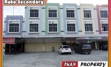 miliki ruko 3lantai 2pintu lokasi dekat kampus unri