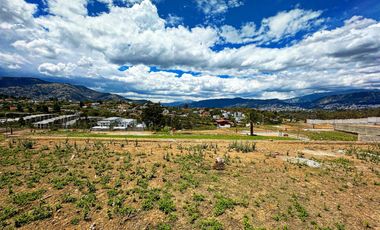 Vendo hermoso terreno con estratégica ubicación, sector Tumbaco.