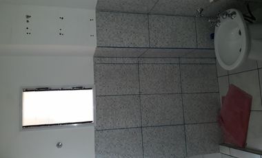 EXCELENTE OPORTUNIDAD GUIDEK STASIUK VENDE INMUEBLE SOBRE CALLE SANTA FE