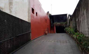 EXCELENTE OPORTUNIDAD GUIDEK STASIUK VENDE INMUEBLE SOBRE CALLE SANTA FE