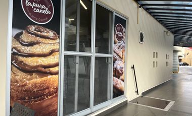 VENTA DE PLAZA COMERCIAL EN LOMAS VERDES 6ta SECCION EN NAUCALPAN, ESTADO DE MEX