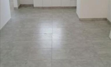 ADM INMOB. VENDE EXC. DPTO 1DOR (GRANDE 3.40X3.20) c/PATIO 25m2- Bº CENTRO