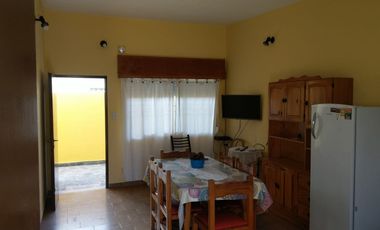 Casa PH en venta en Santa Teresita