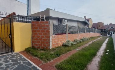 Casa PH en venta en Santa Teresita