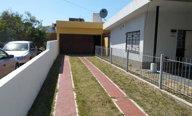 Casa PH en venta en Santa Teresita