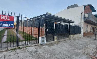 Casa PH en venta en Santa Teresita