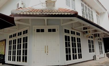 6 Bedroom House for sale