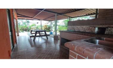 Se Vende Finca de 6.7 HAS con Hermosa Casa Campestre