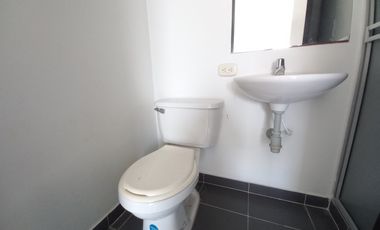 apartamento en arriendo en conjunto residencial treviso piso 5 sin ascensor. Cod A13861