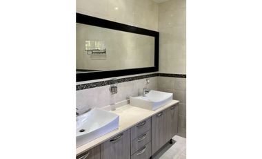 SE VENDE CASA EN LLANOS DE CURUNDU $699,000