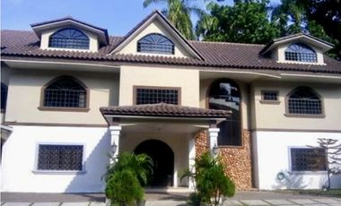 SE VENDE CASA EN LLANOS DE CURUNDU $699,000