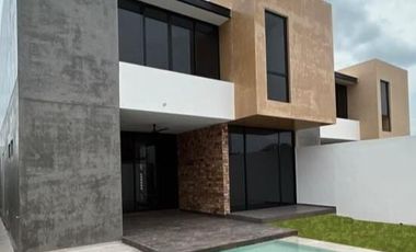 Venta de casa residencial de lujo en Temozón Norte, Mérida
